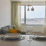 Skau Sky Park By Zaha Hadid 22 Floor 1 Tower Panoramic View Free Parking