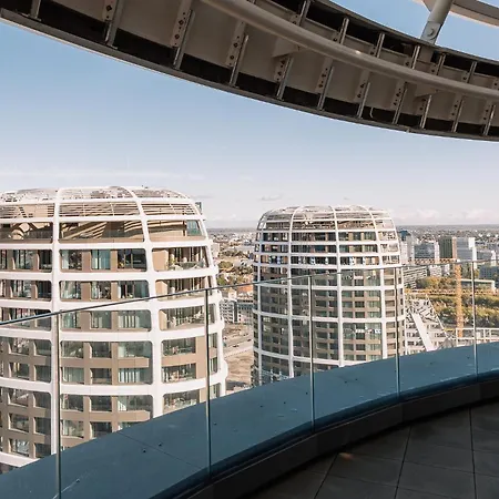 شقة Skau Sky Park By Zaha Hadid 22 Floor 1 Tower Panoramic View Free Parking براتسيلافا