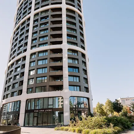 Skau Sky Park By Zaha Hadid 22 Floor 1 Tower Panoramic View Free Parking