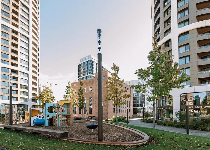 Skau Sky Park By Zaha Hadid 22 Floor 1 Tower Panoramic View Free Parking براتسيلافا