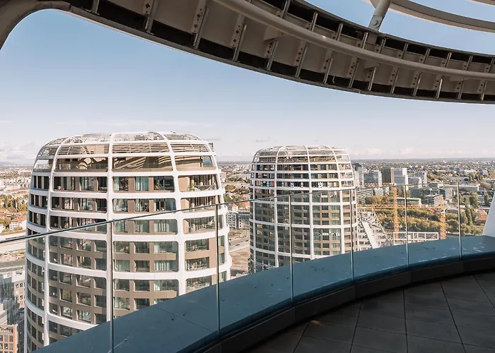 شقة Skau Sky Park By Zaha Hadid 22 Floor 1 Tower Panoramic View Free Parking براتسيلافا