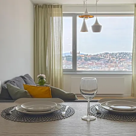 Skau Sky Park By Zaha Hadid 22 Floor 1 Tower Panoramic View Free Parking